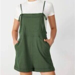 Cider Green Tie Strap Overall Shorts Romper Size S